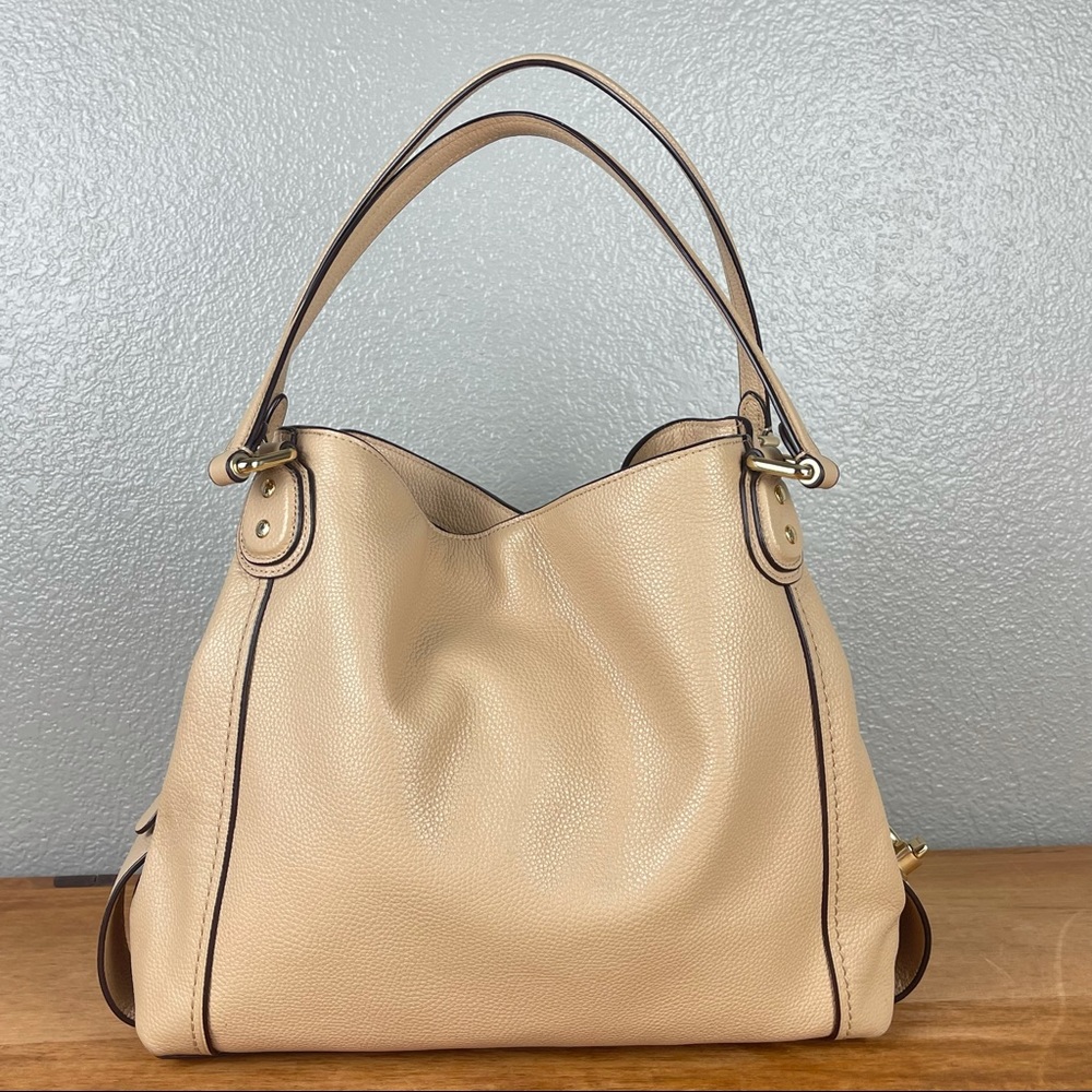 Coach Women's Edie 31 Pebble Shoulder Bag 31 Beige - Picture 2 of 12